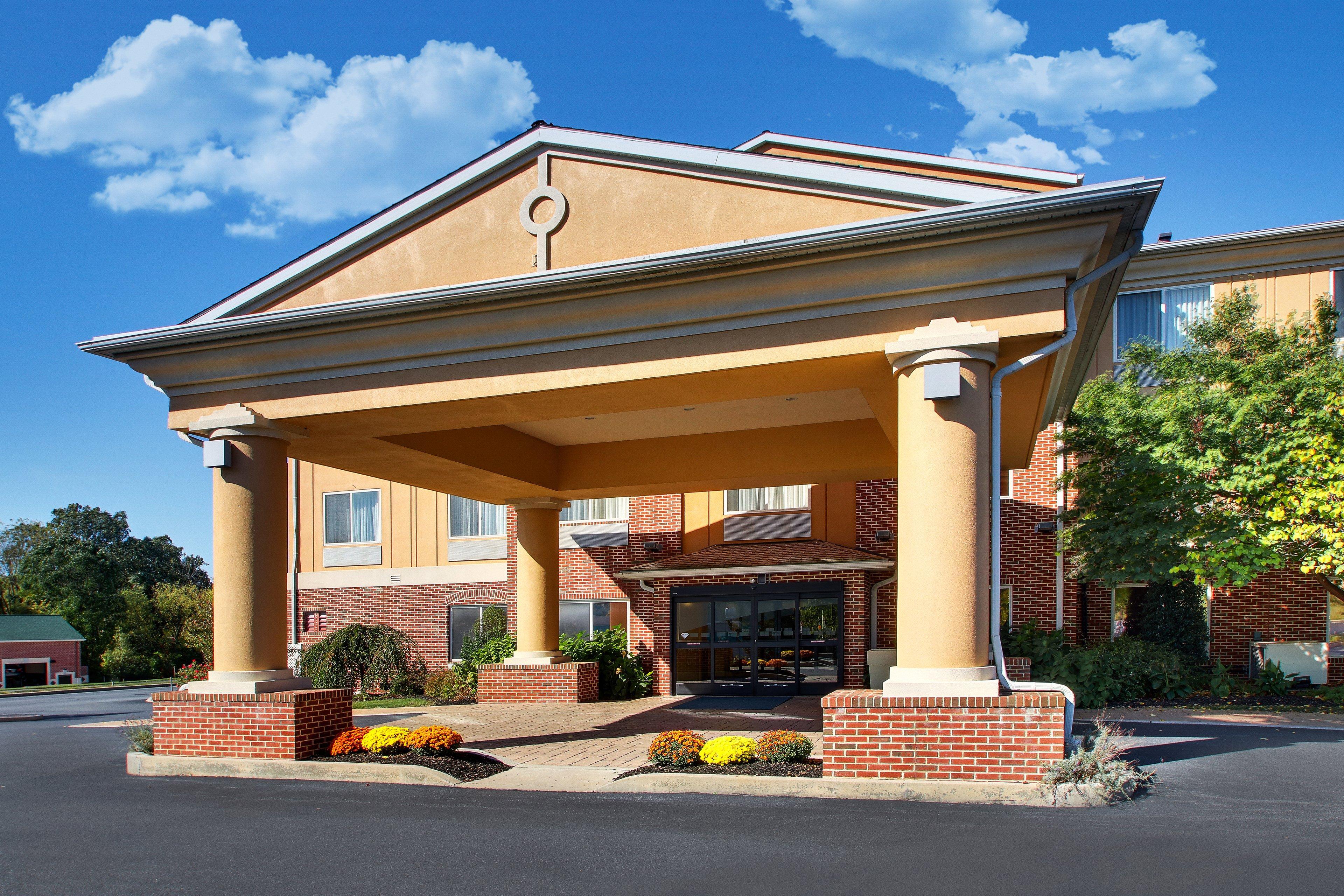 Holiday Inn Express Hotel & Suites Lancaster-Lititz By Ihg Εξωτερικό φωτογραφία