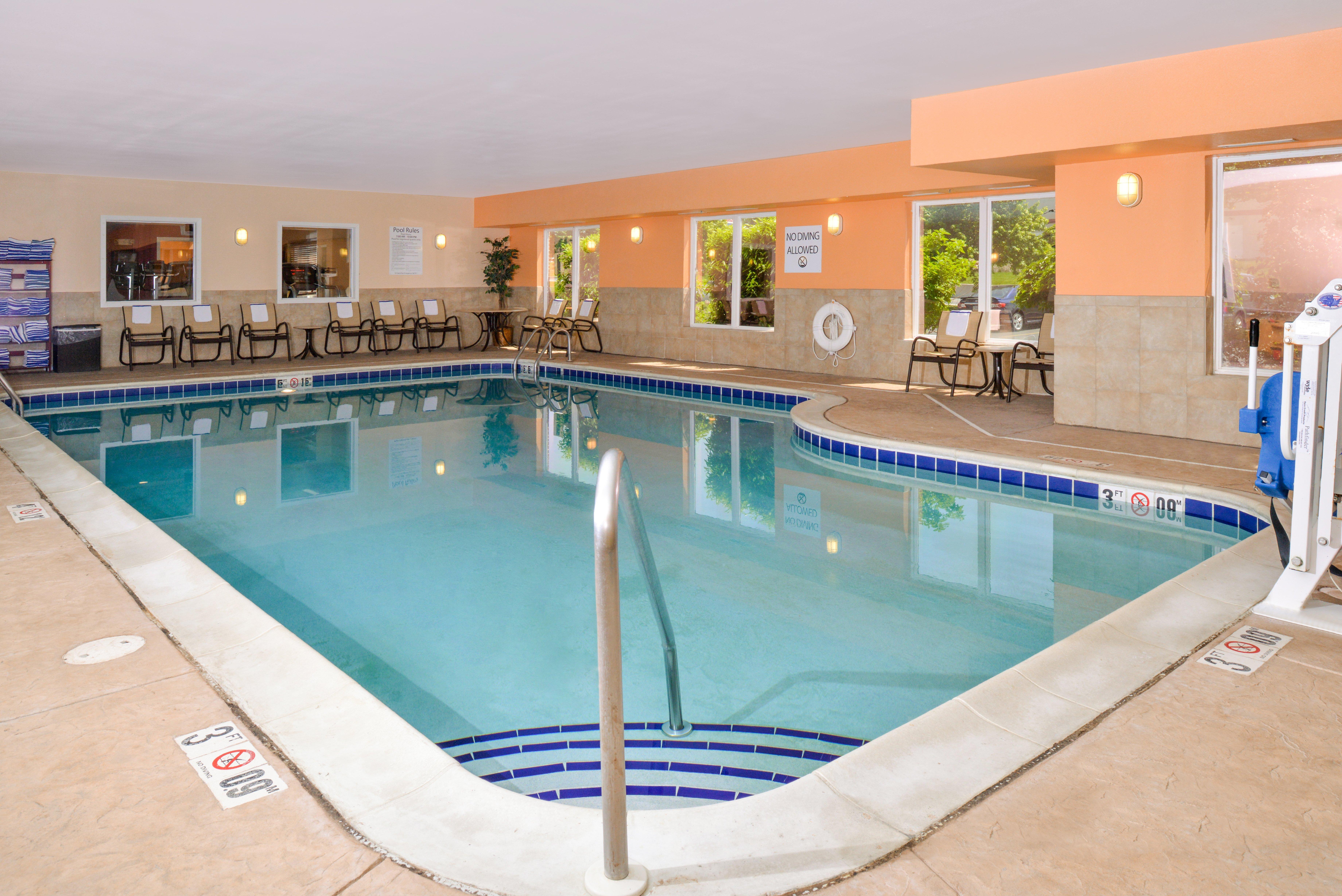Holiday Inn Express Hotel & Suites Lancaster-Lititz By Ihg Εξωτερικό φωτογραφία